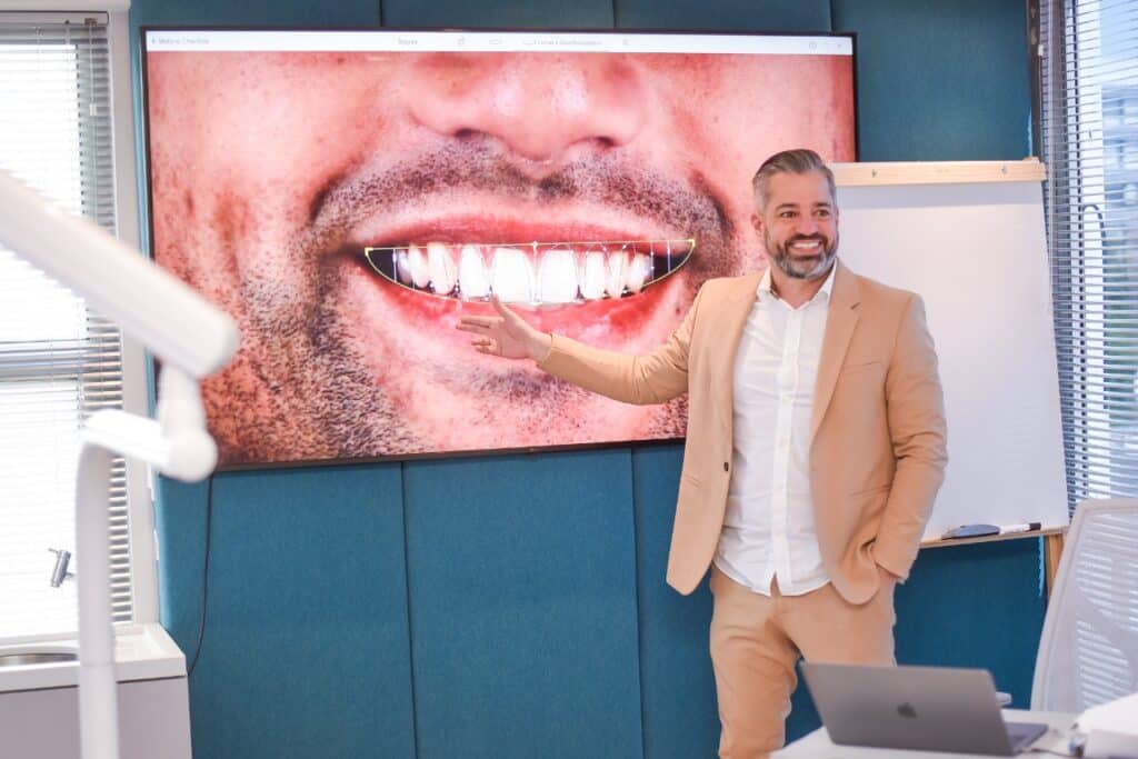 Professor Marcelo Borille